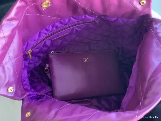 First Bag Ru 22 LARGE HANDBAG CHANEL 0630